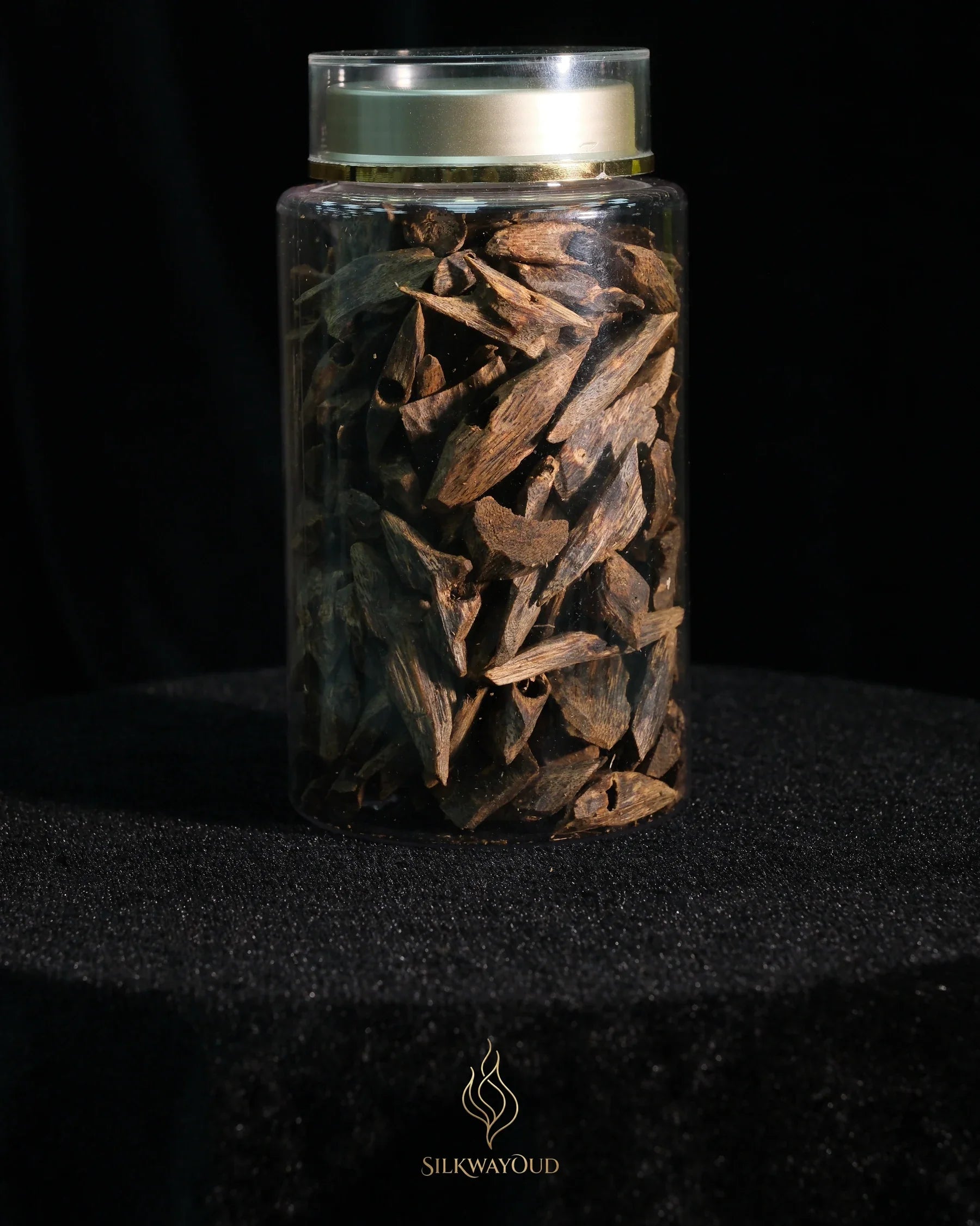 Agarwood heating chips for burning as bakhoor