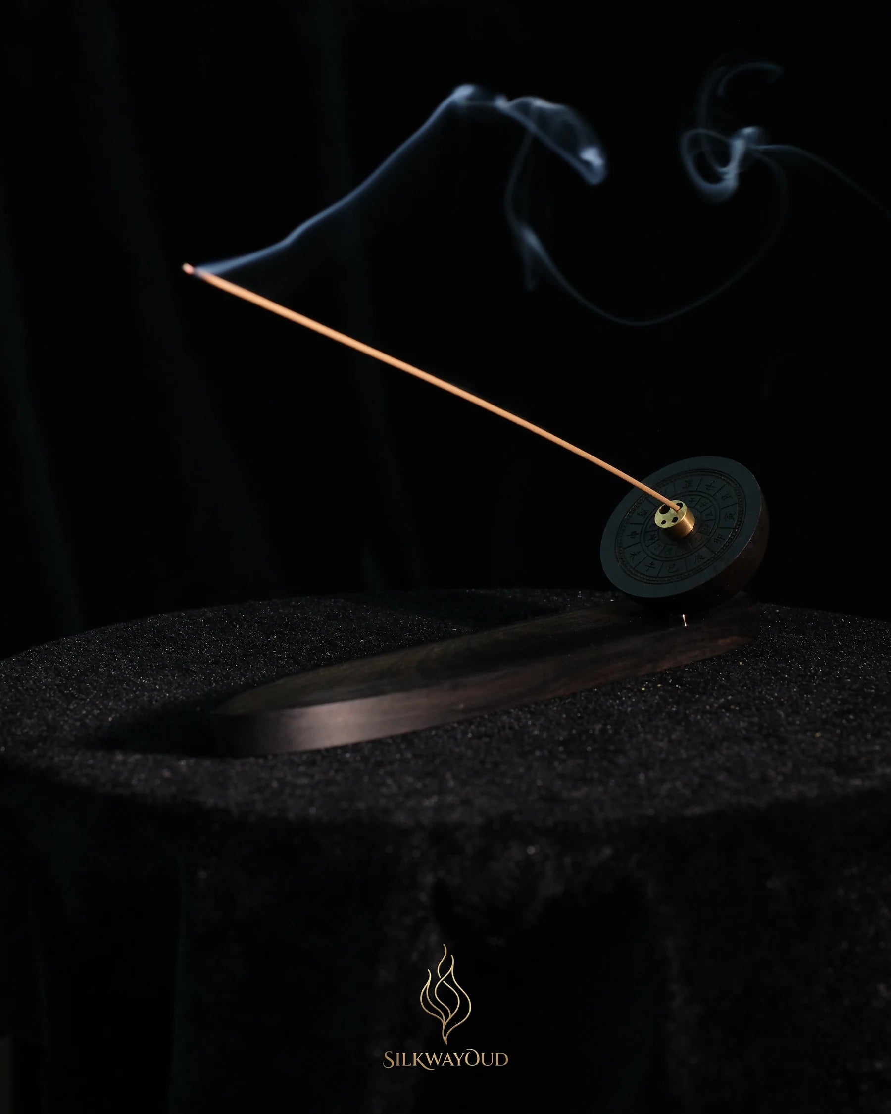 Hainan Grade S Oud Incense Sticks 10g - SIS001 4:5 product photo 1